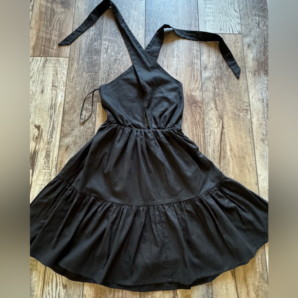 Halter Style Keyhole with Open Back Black Linen Dress XS